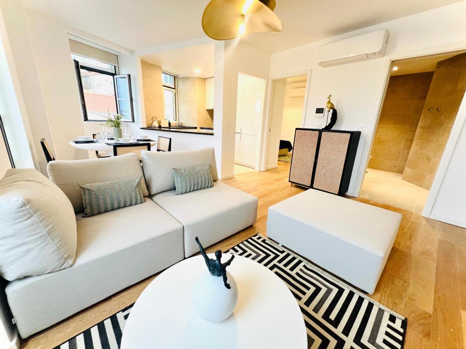 Lisbon Pink House II Beautiful 2 Bedroom Flat In City Center מראה חיצוני תמונה