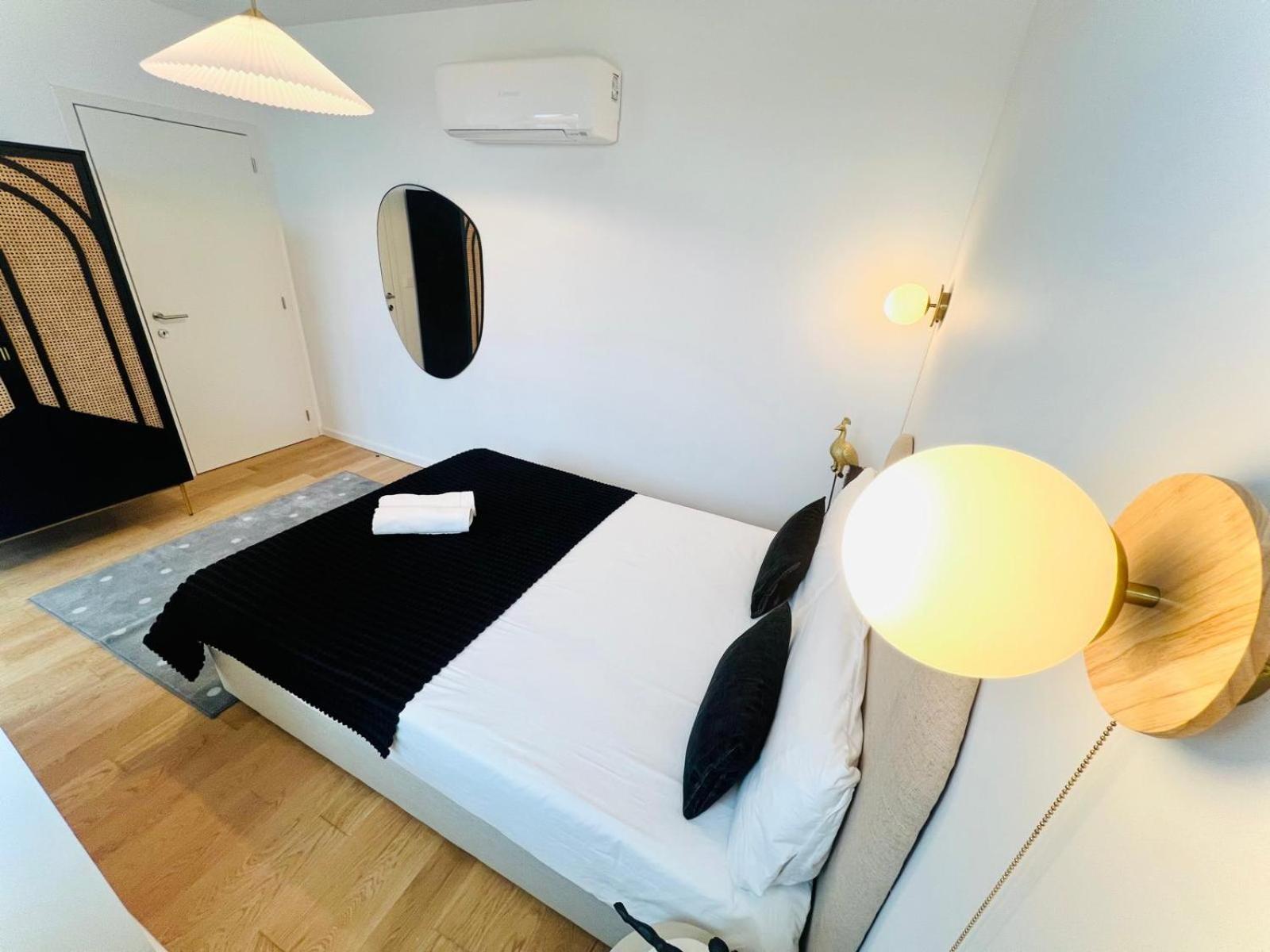 Lisbon Pink House II Beautiful 2 Bedroom Flat In City Center מראה חיצוני תמונה