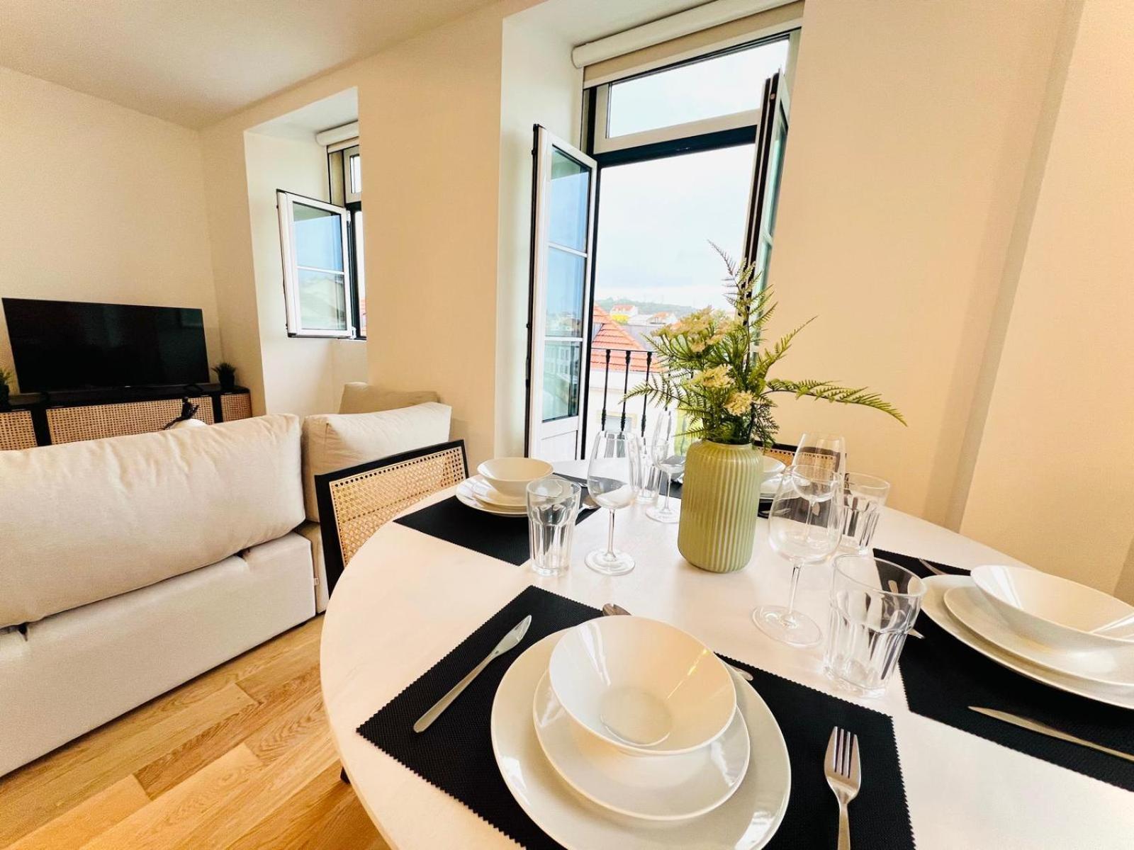 Lisbon Pink House II Beautiful 2 Bedroom Flat In City Center מראה חיצוני תמונה