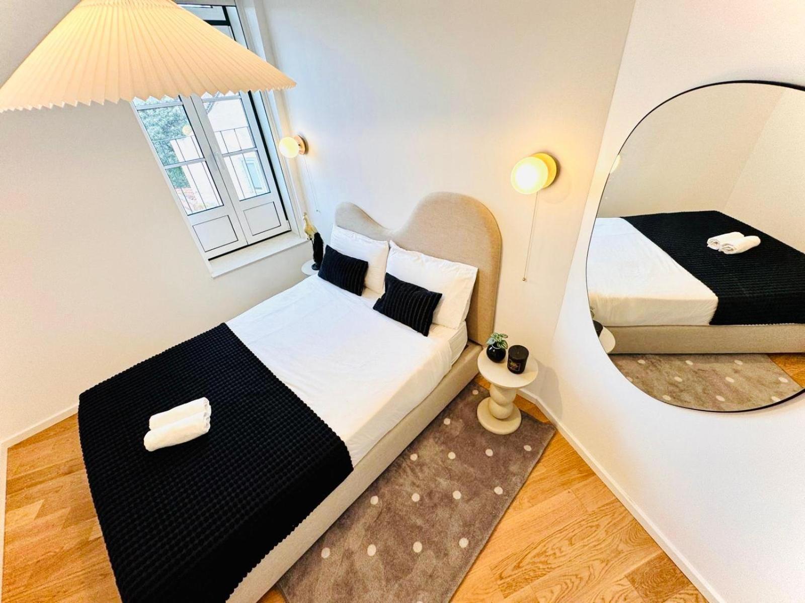 Lisbon Pink House II Beautiful 2 Bedroom Flat In City Center מראה חיצוני תמונה