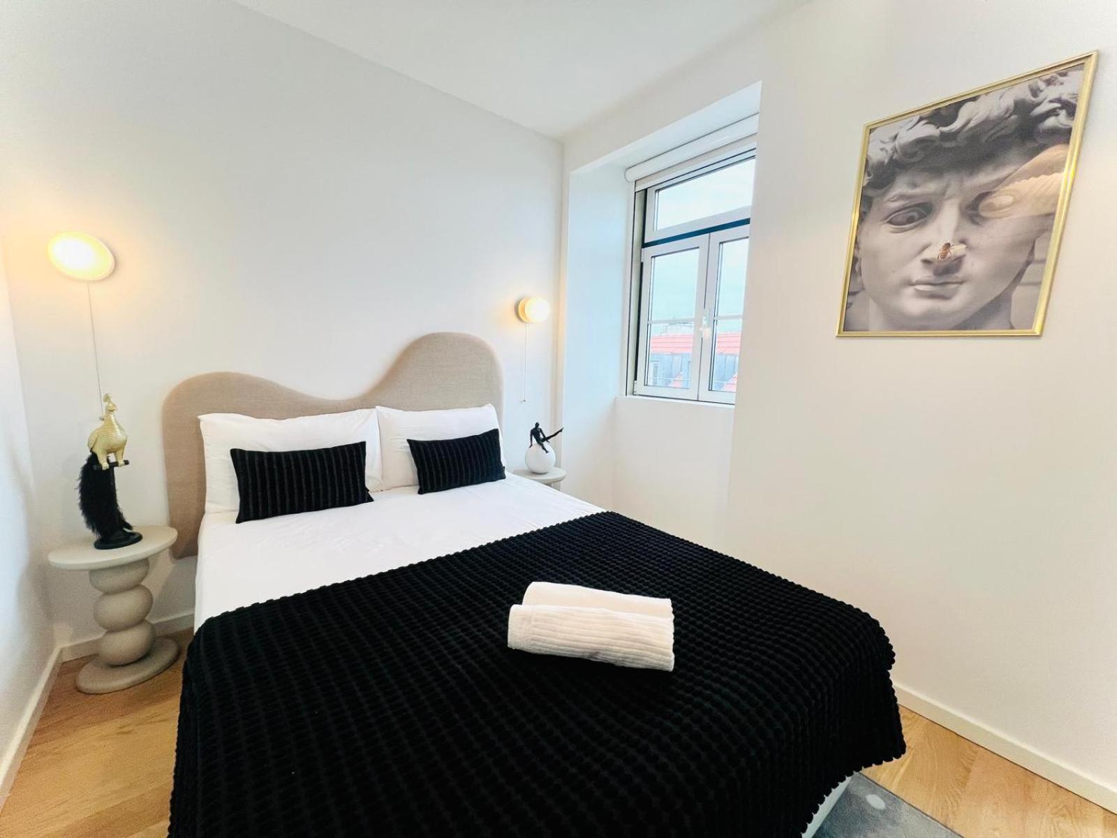 Lisbon Pink House II Beautiful 2 Bedroom Flat In City Center מראה חיצוני תמונה