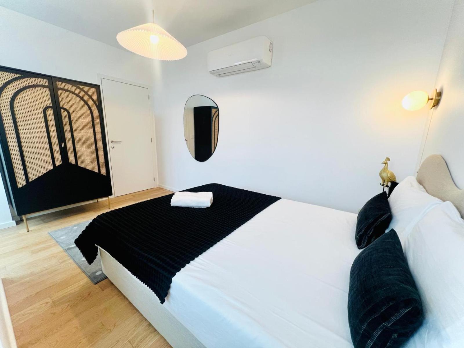 Lisbon Pink House II Beautiful 2 Bedroom Flat In City Center מראה חיצוני תמונה