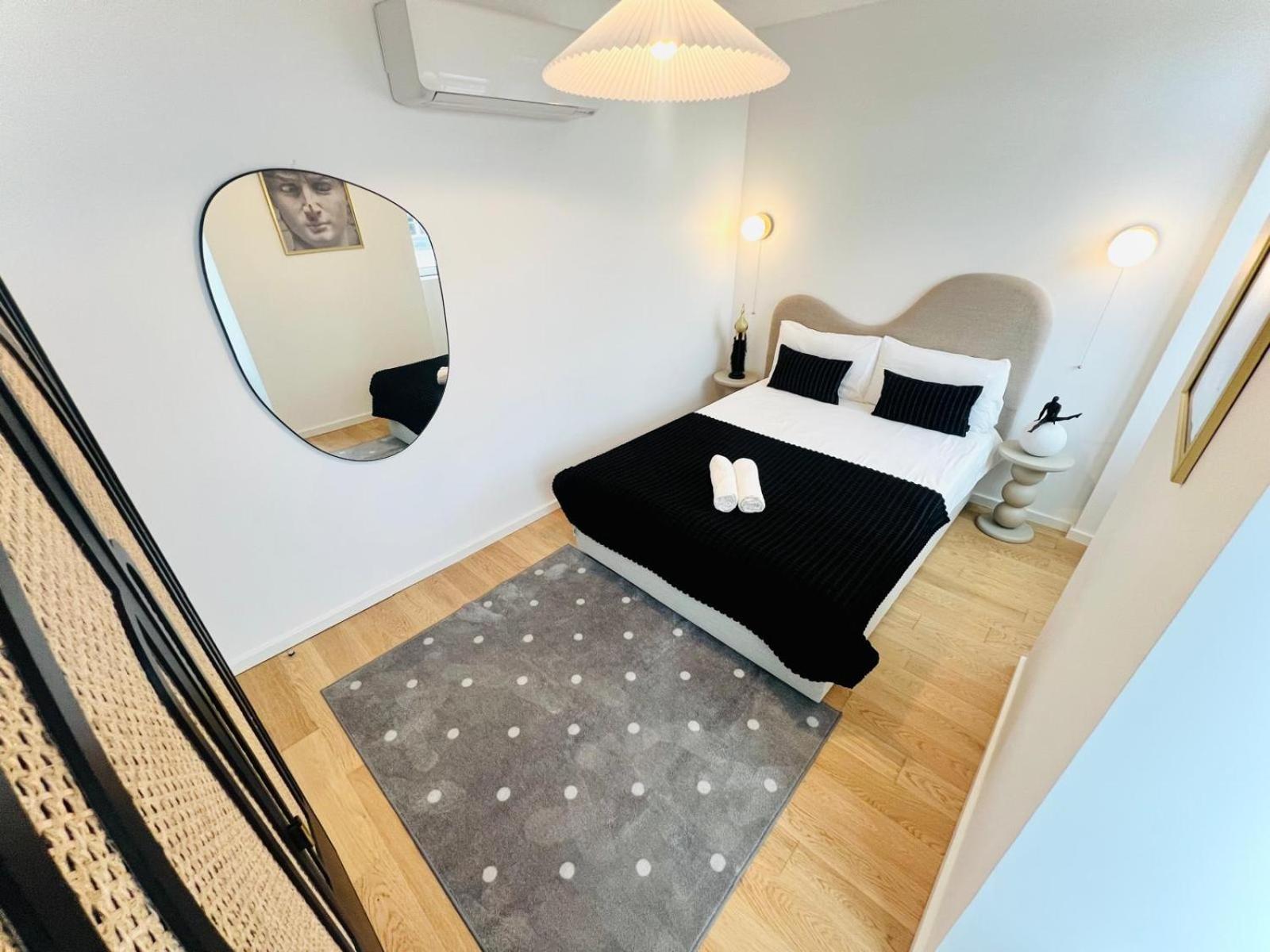 Lisbon Pink House II Beautiful 2 Bedroom Flat In City Center מראה חיצוני תמונה