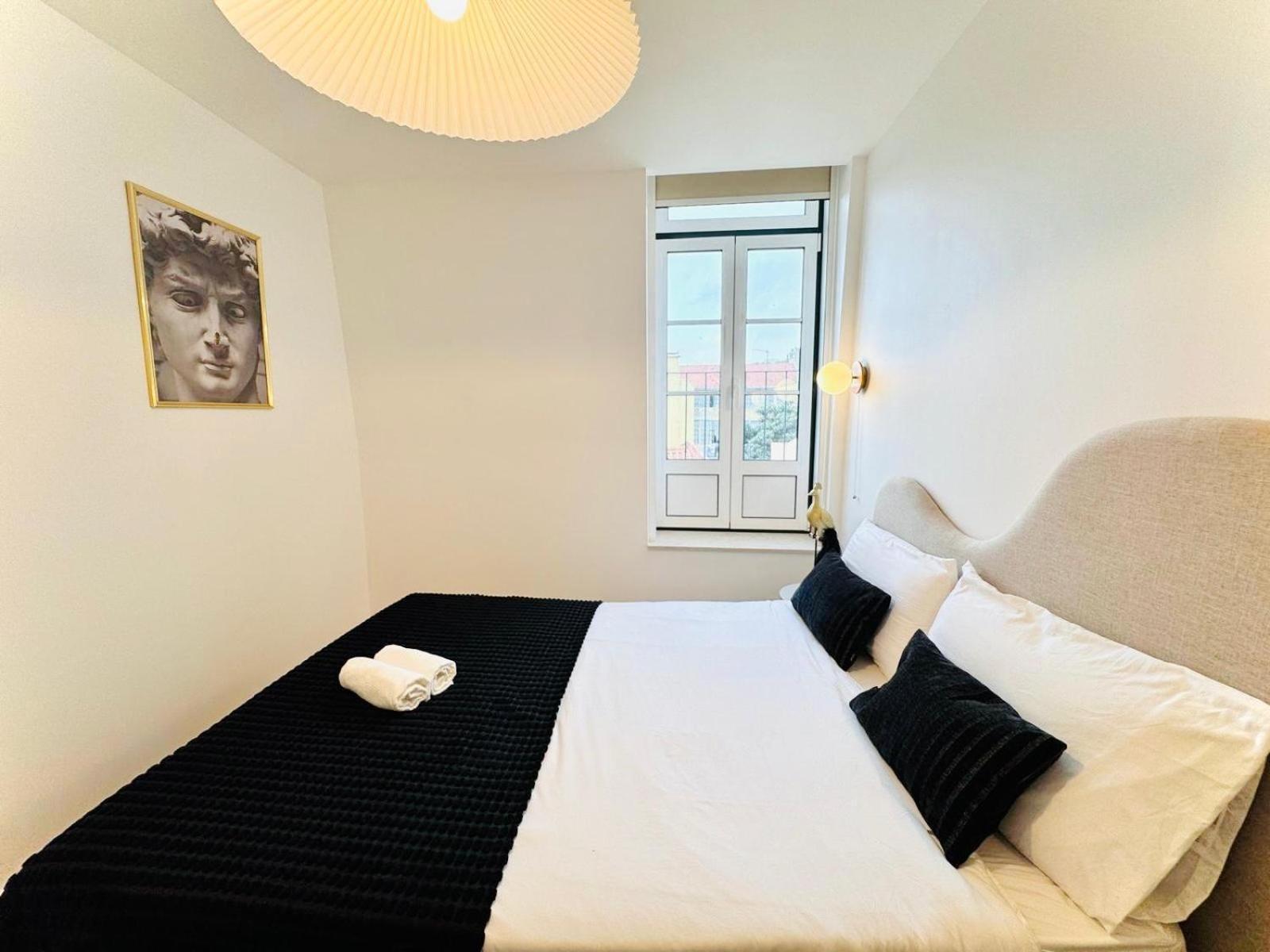 Lisbon Pink House II Beautiful 2 Bedroom Flat In City Center מראה חיצוני תמונה