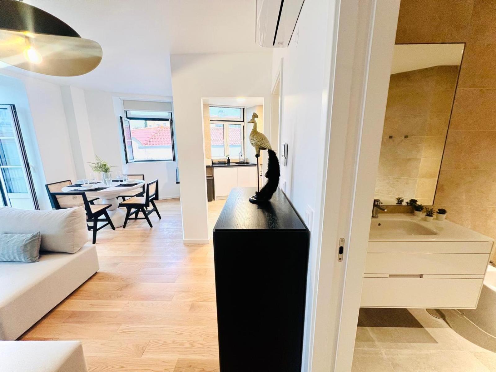 Lisbon Pink House II Beautiful 2 Bedroom Flat In City Center מראה חיצוני תמונה