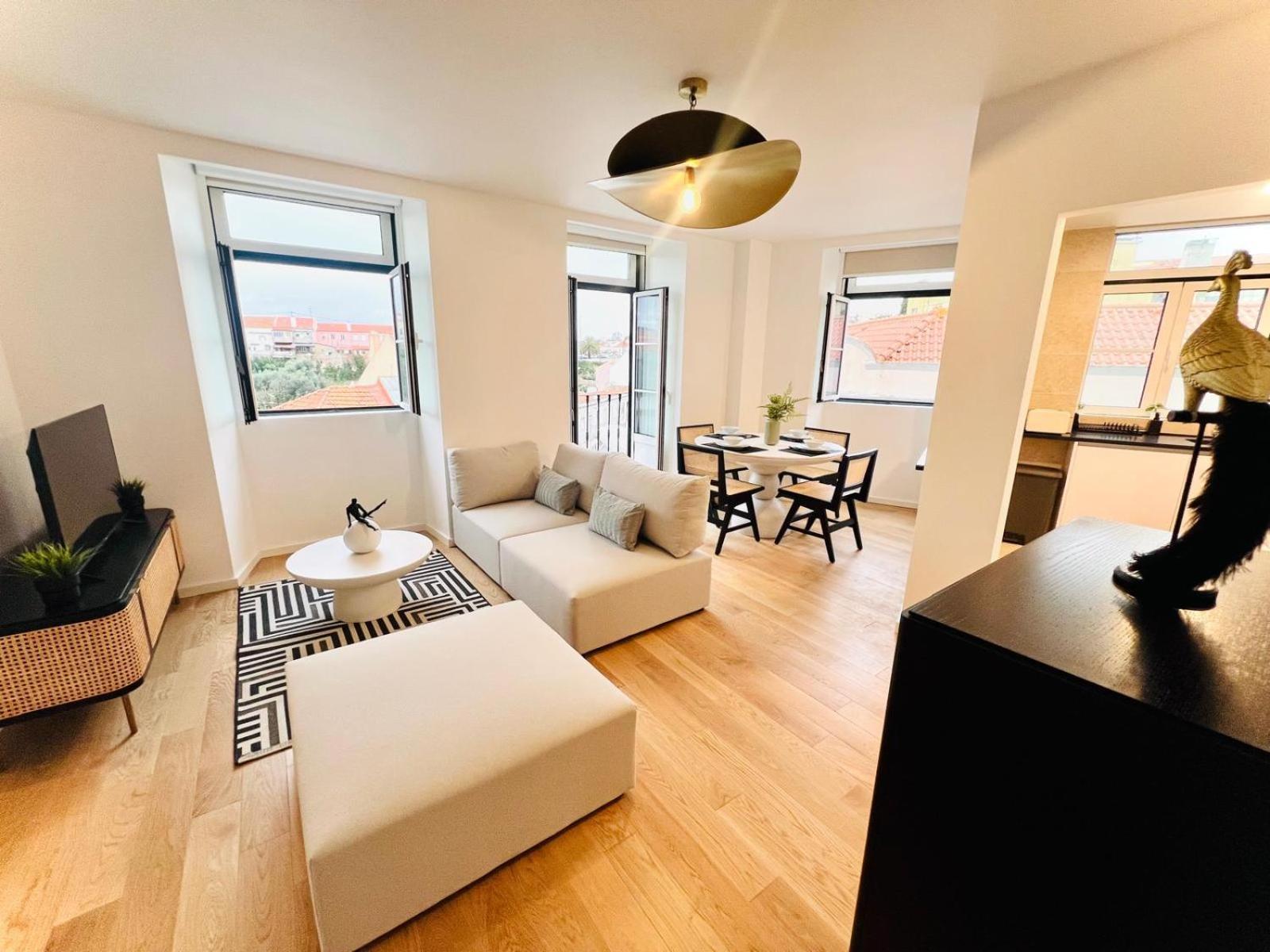 Lisbon Pink House II Beautiful 2 Bedroom Flat In City Center מראה חיצוני תמונה